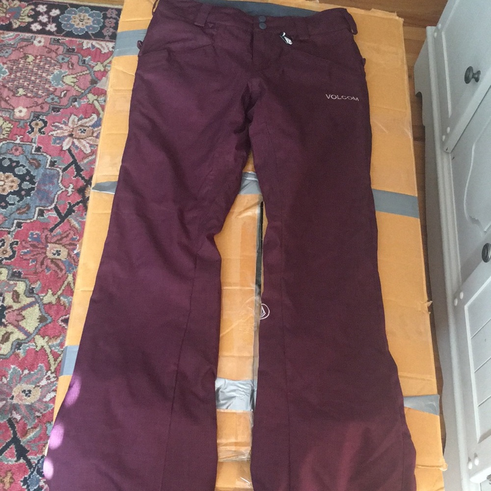 Volcom snow pants